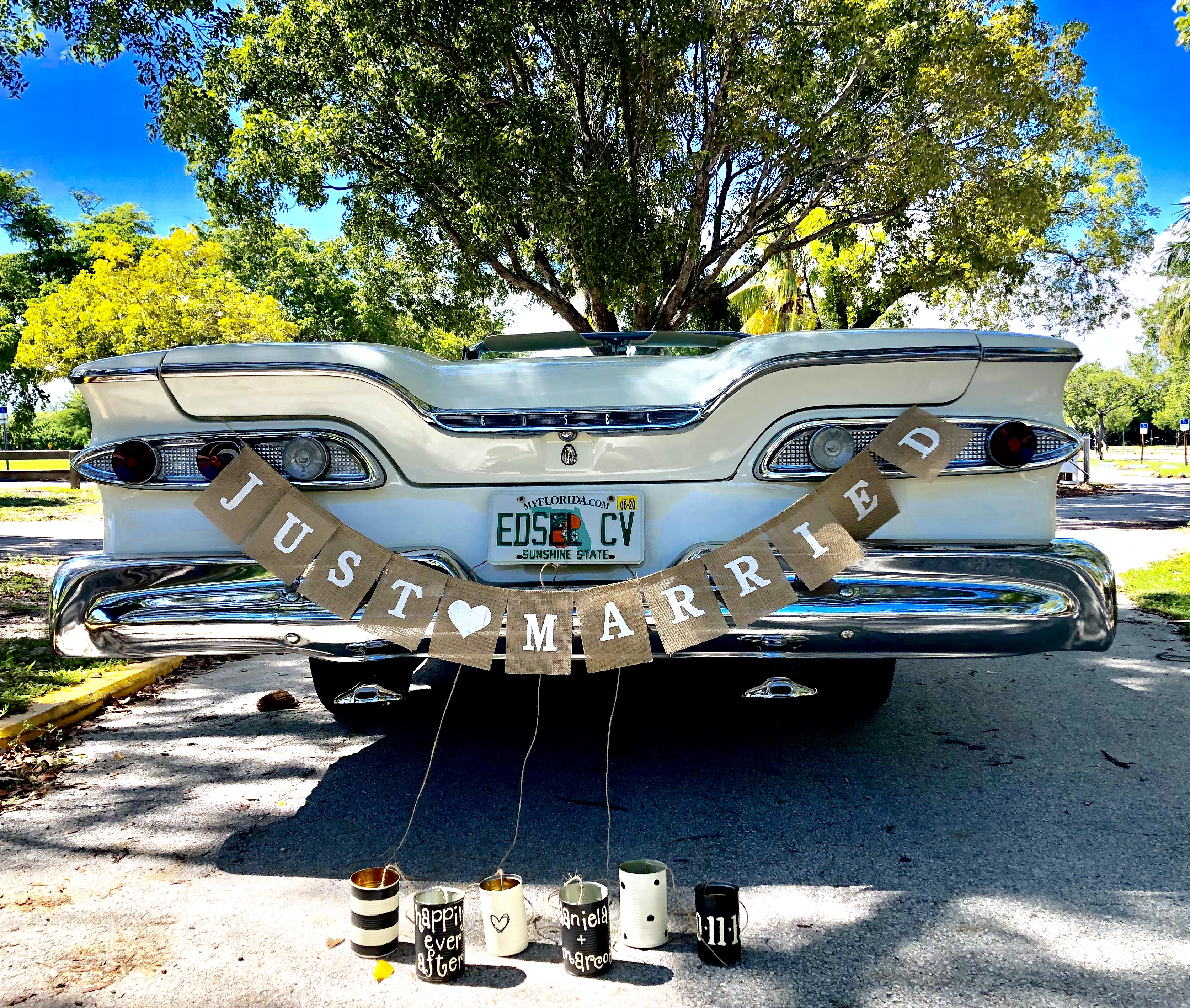 Rent Antique Convertible Car for Photo Shoot